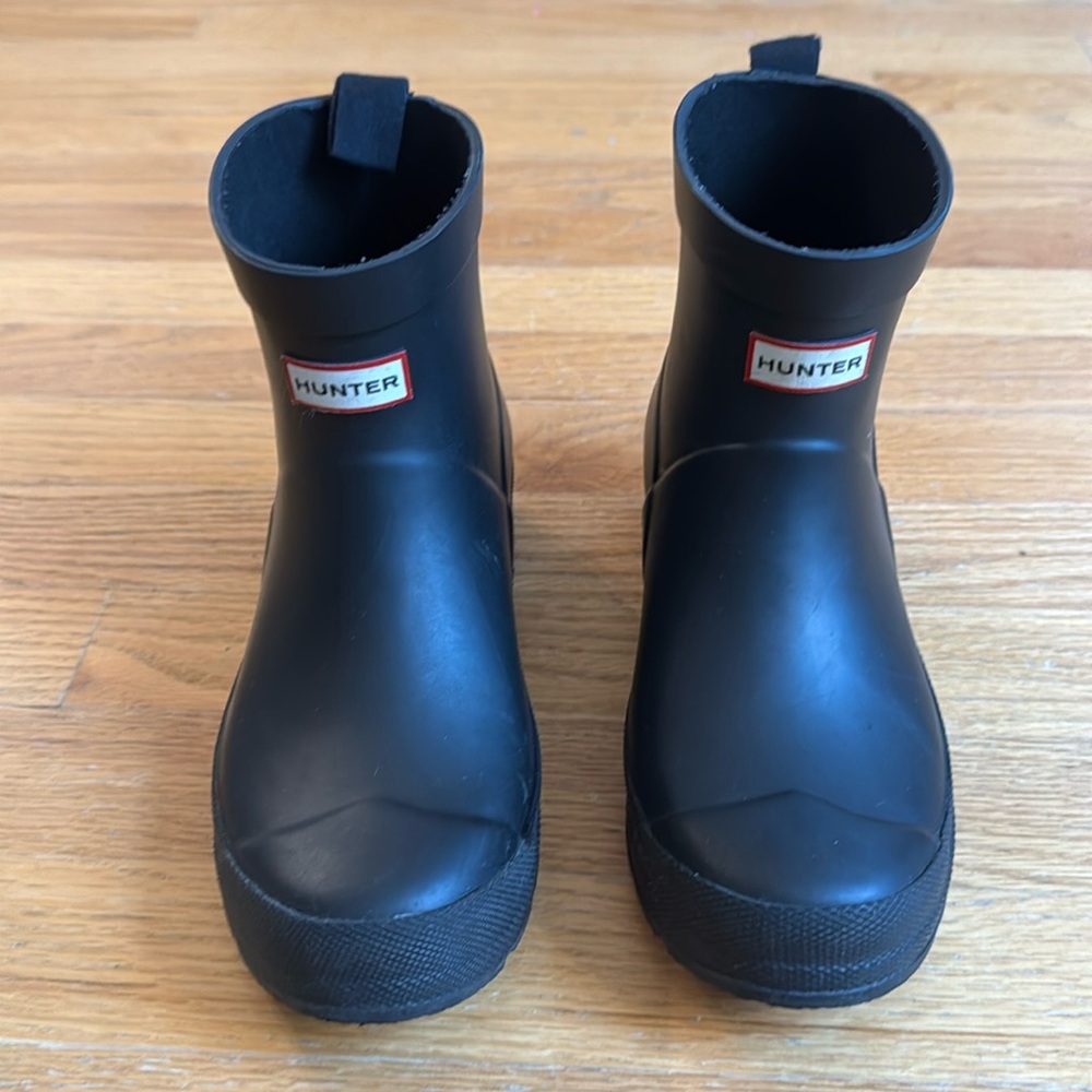 Hunter Rain Boots (big kid size 4)